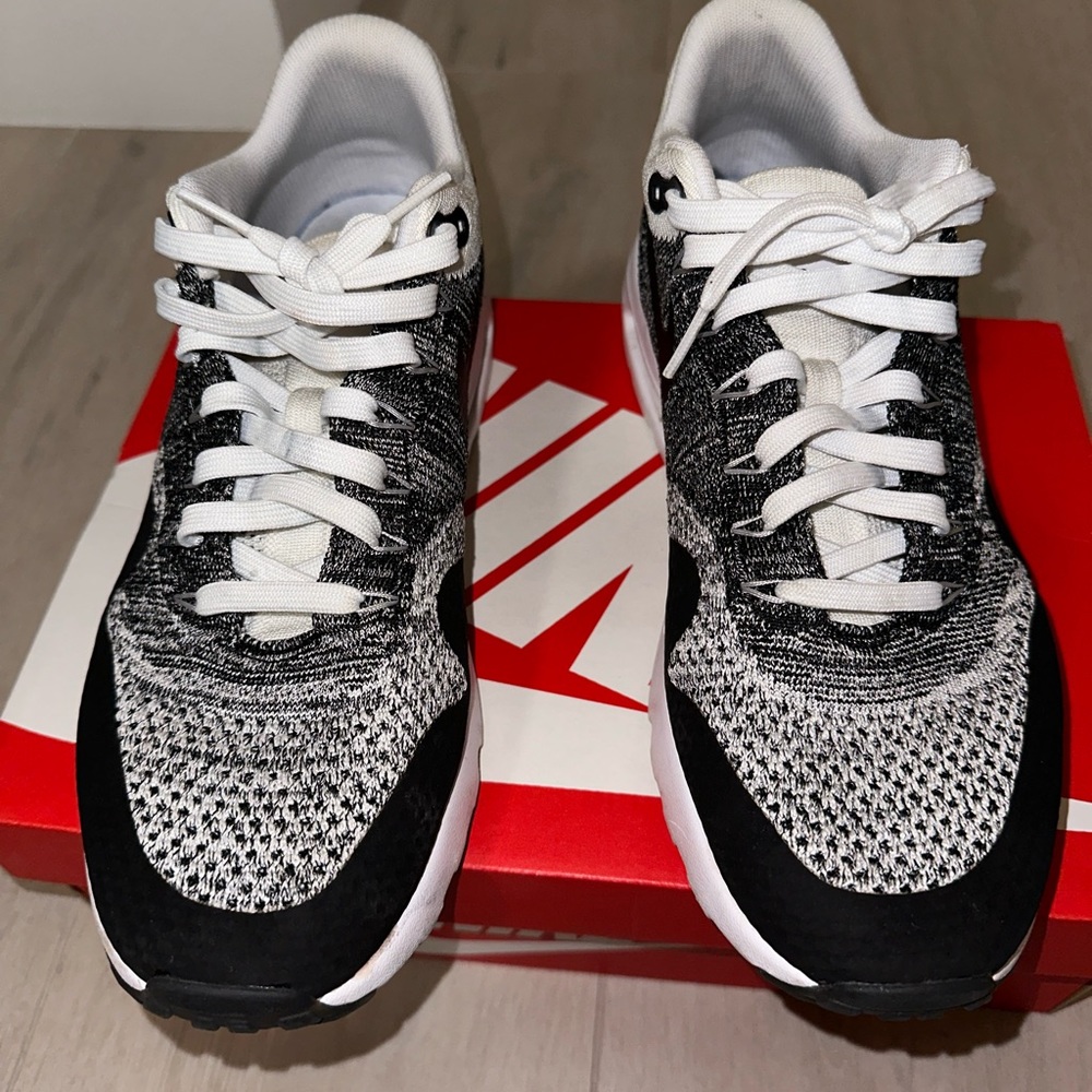 Nike Air Max 1 FlyKnit - Black